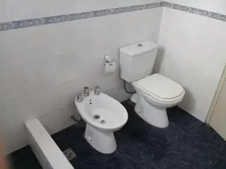 IMPECABLE DEPARTAMENTO DE 3 AMBIENTES AMPLIOS EN PLANTA ALTA. foto 3