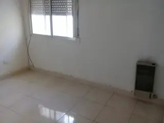 IMPECABLE DEPARTAMENTO DE 3 AMBIENTES AMPLIOS EN PLANTA ALTA. foto 5