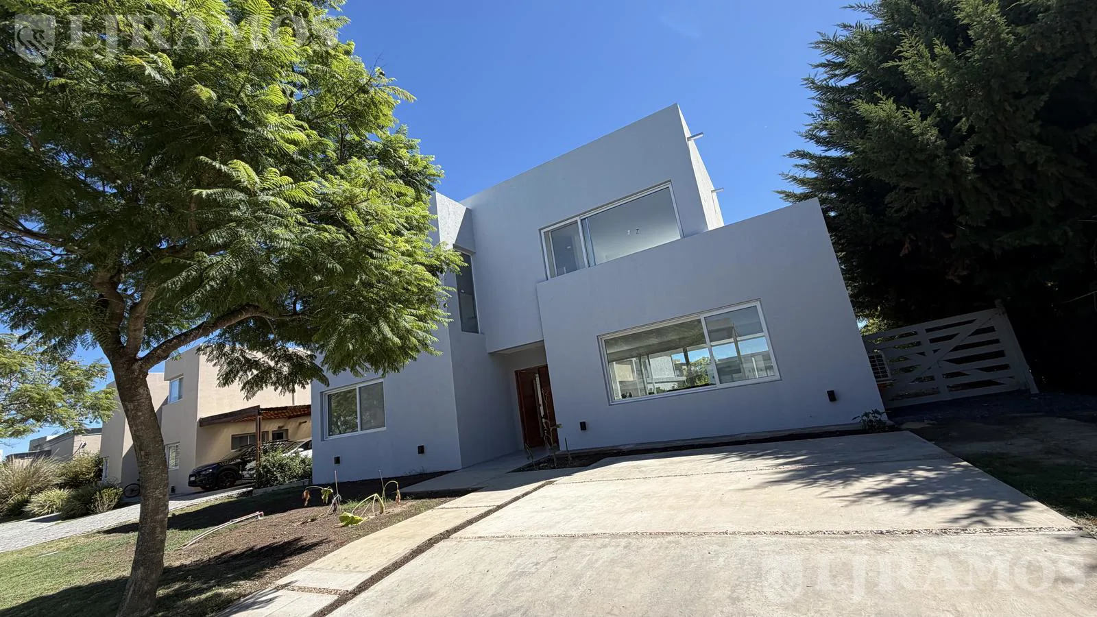 Casa en venta en el Barrio Vistas, Puertos / Escobar foto 2