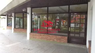 EXCELENTE LOCAL EN VENTA TORRE BIANEA, PILAR foto 2