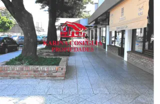 EXCELENTE LOCAL EN VENTA TORRE BIANEA, PILAR foto 4