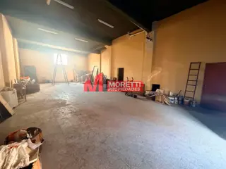 ALQUILER - Galpón 150m2 - Triunvirato al 4.200 - Billinghurst foto 3
