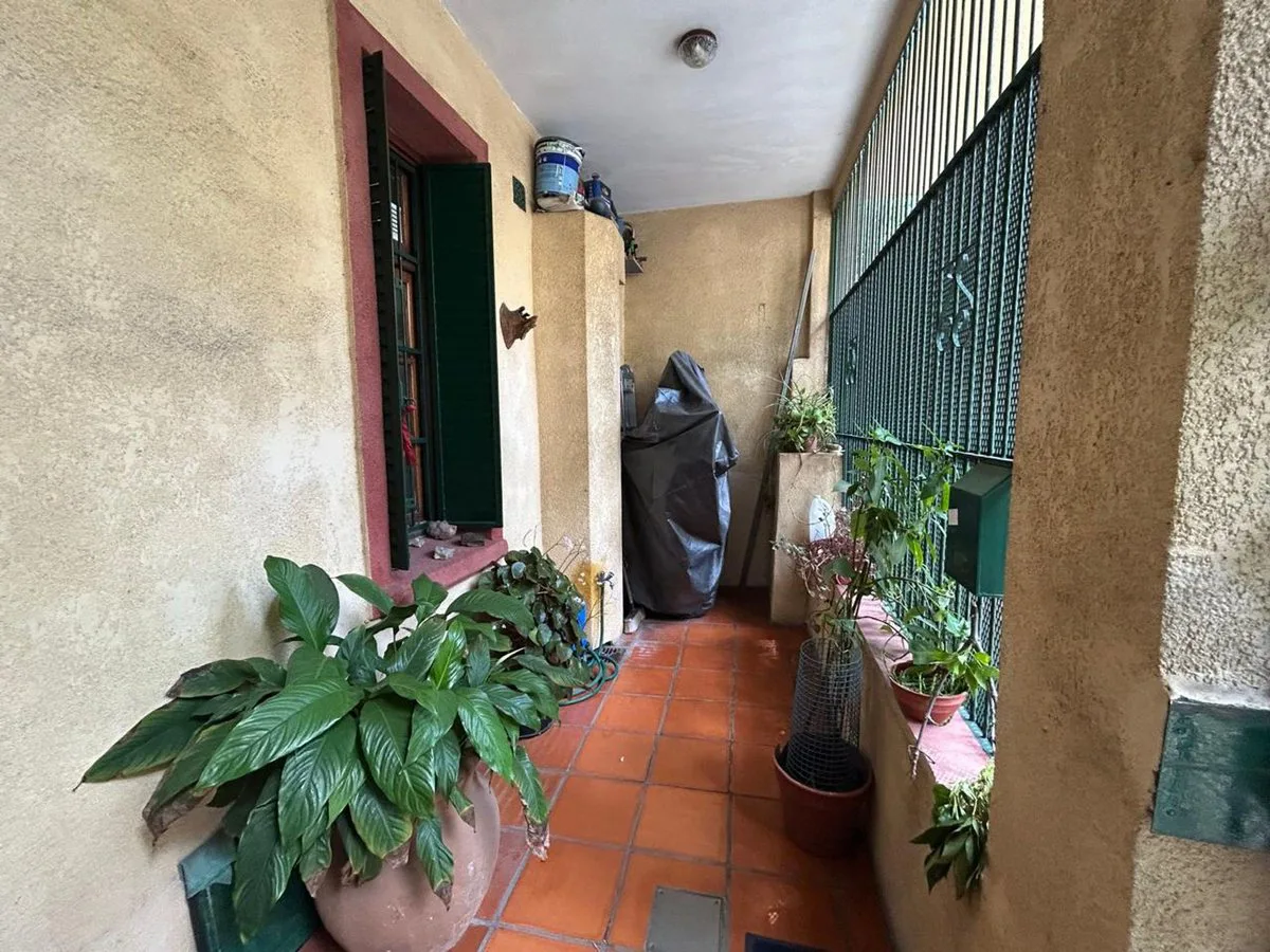 CASA VENTA PARQUE CHACABUCO  QUINCHO Y TERRAZA foto 2