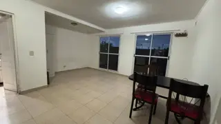 Dto. 1 amb. al frente con 2 ventanales y Espacio de terraza foto 3
