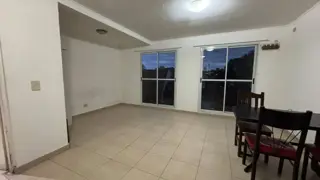 Dto. 1 amb. al frente con 2 ventanales y Espacio de terraza foto 4