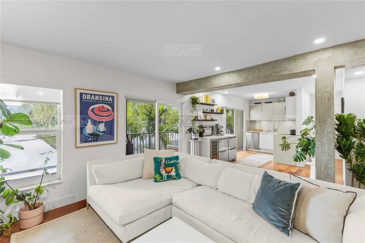 1821 Jefferson Ave #306 1800 foto 2
