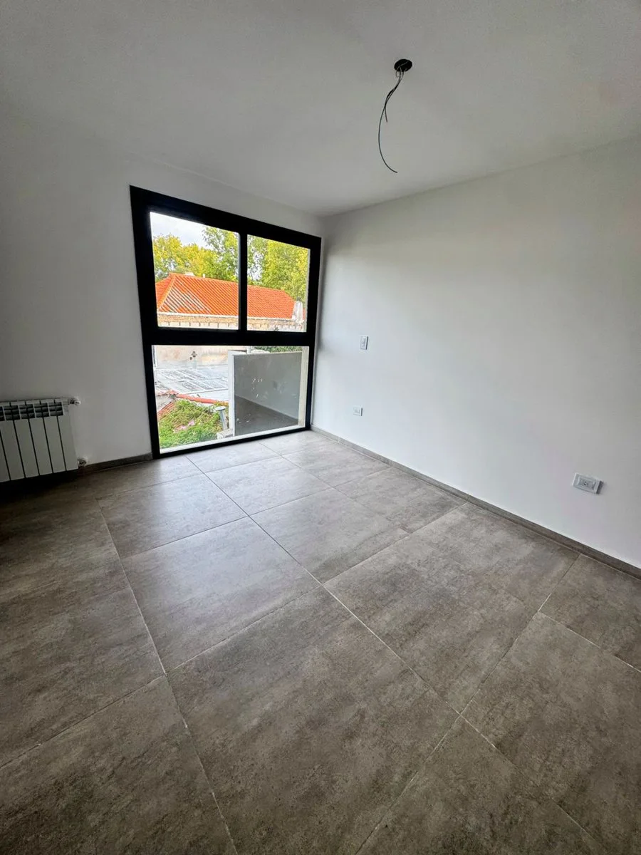 EXCLUSIVO DUPLEX EN 5TA SECCION foto 4