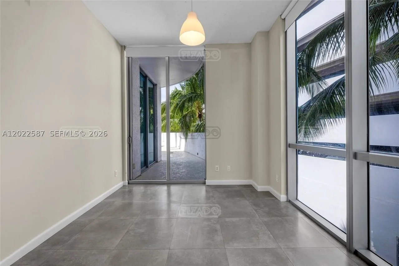 3029 NE 188th St #301 3000 foto 5