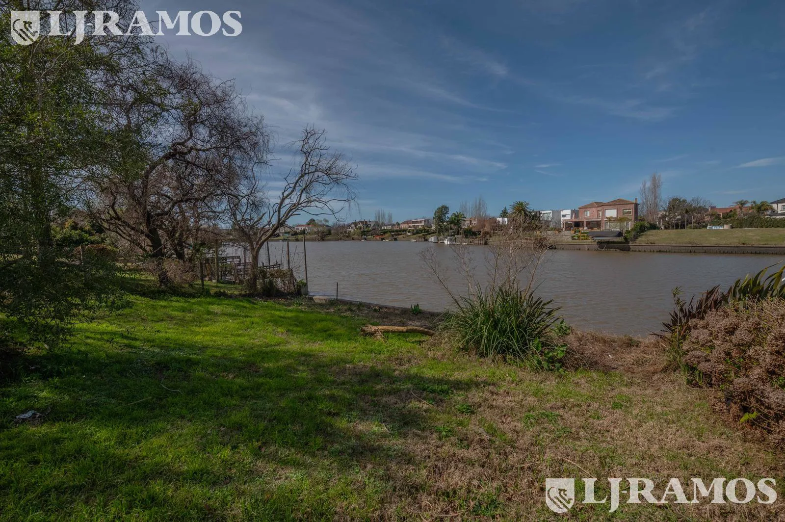 LOTE AL RIO. NOR-OESTE. ESCRITURABLE. foto 2