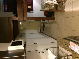 PATERNAL  HERMOSO AMBIENTE CON ENTREPISO foto 2