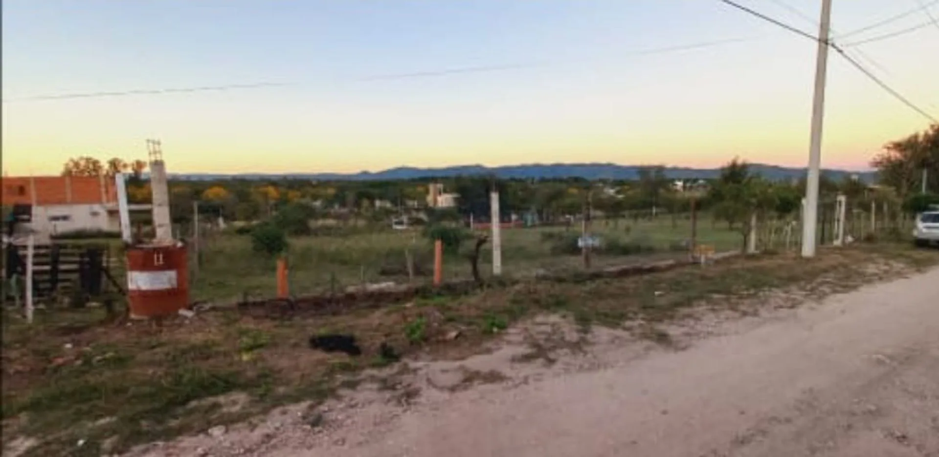 VENTA DE TERRENO – VILLA PARQUE SÍQUIMAN! foto 2