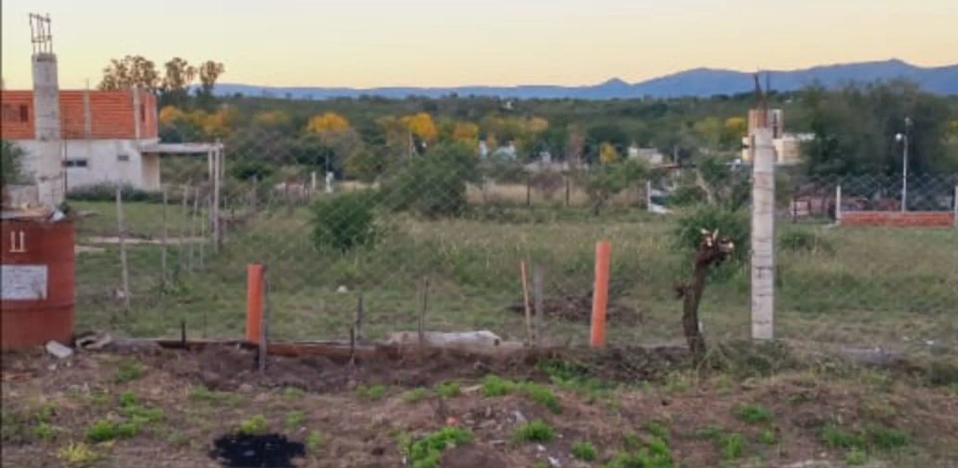 VENTA DE TERRENO – VILLA PARQUE SÍQUIMAN! foto 3