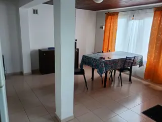 ALQUILER – CASA – CENTRO foto 2