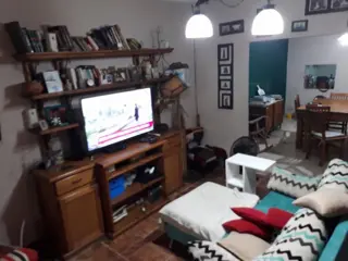 CASA CON PILETA Y QUINCHO EN MONTE GRANDE foto 4