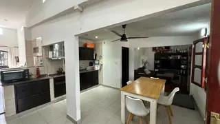 VENTA-CASA 3 DORMITORIOS-156 M2-A. COMEDERO foto 3