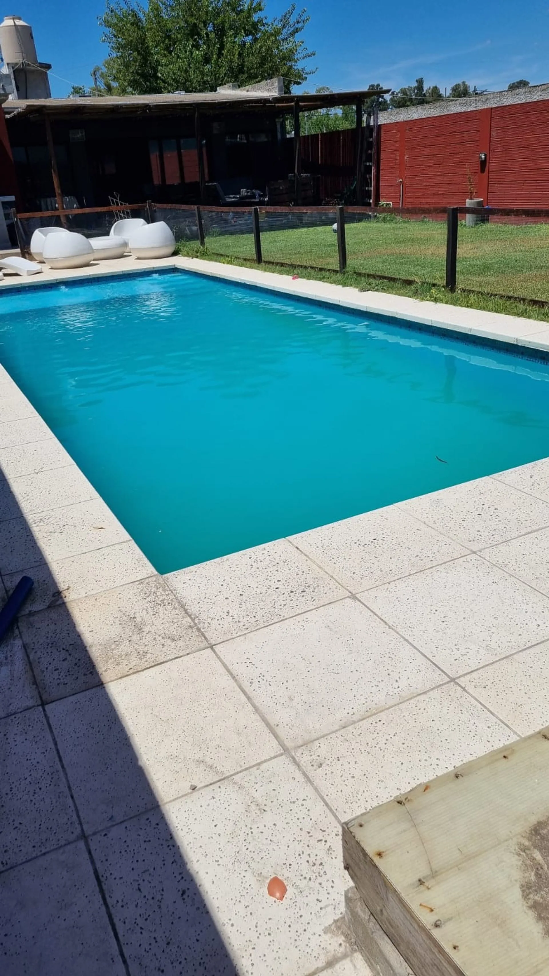 VENTA CASA PILETA QUINCHO 4 AMB. - C.SPEGAZZINI foto 2