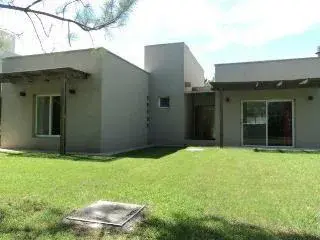 Casa en Venta | 6 ambientes | Buenos Aires | Partido de Zarate | Zarate | ruta 9 entre 0 y 100 foto 2