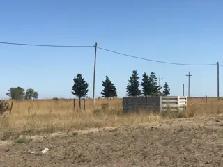 SE VENDE LOTE SOBRE RUTA PROV N°1 CAMINO A BALNEARIO EL CONDOR foto 4