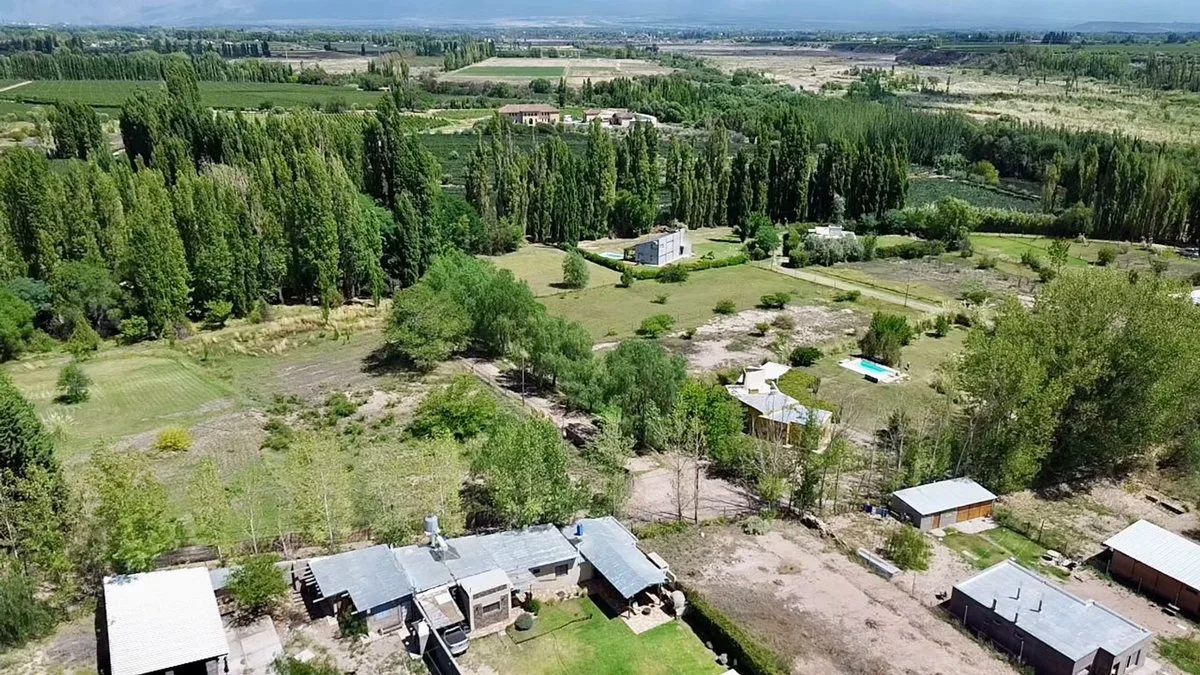 VENTA TERRENO + CASA EN OBRA GRUESA LUJAN DE CUYO foto 3