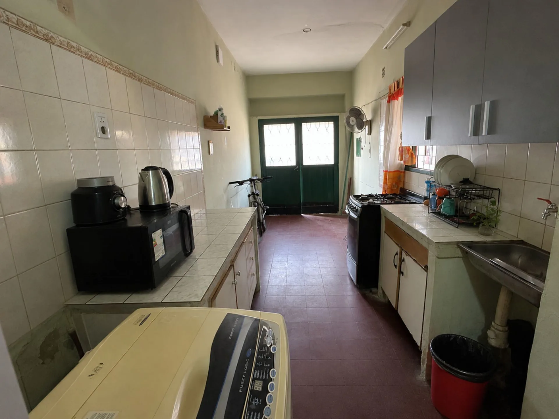 VENTA PH- B° SARMIENTO-PLANTA BAJA- 3 DORM 2 BAÑOS foto 5