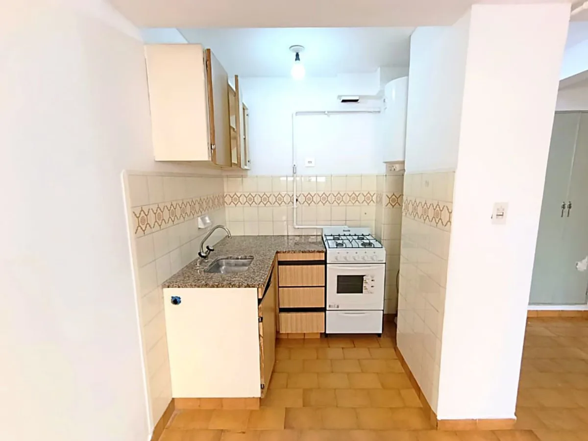 VENTA DEPARTAMENTO I DORM CON PATIO PROPIO CENTTRO foto 4