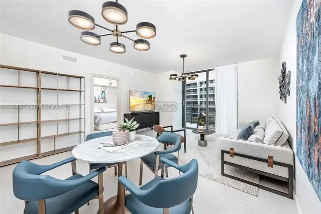 1000 Brickell Plz #4005 1000