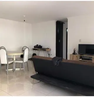 Enorme departamento 60 mts2,un dormitorio, inmenso Living , comodo ,Luminoso,acogedor , todos los condimentos para un excelente departamento u$$ 90000 foto 3