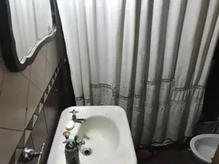 Casa 5 Ambientes En Venta con Pileta - Udaondo, Ituzaingó foto 4