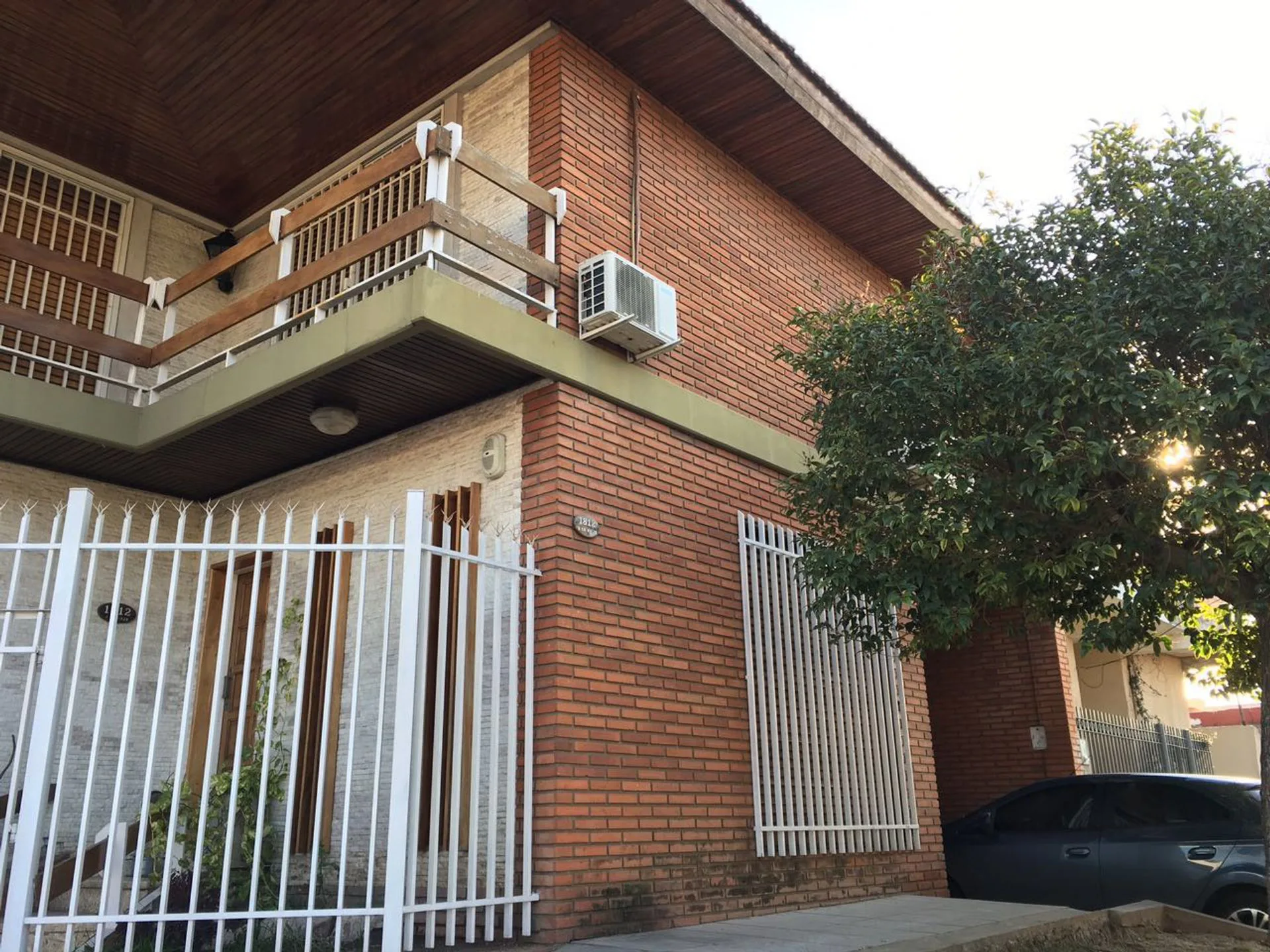 CASA 4 AMB BANFIELD PARQUE GARAGE PISCINA APTO CR foto 5