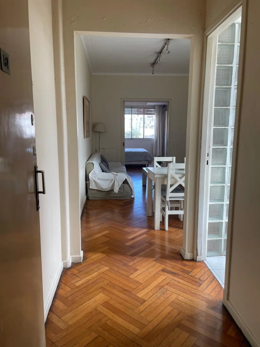 Se vende un departamento de 3 ambientes Apto Crédito - Monserrat foto 3