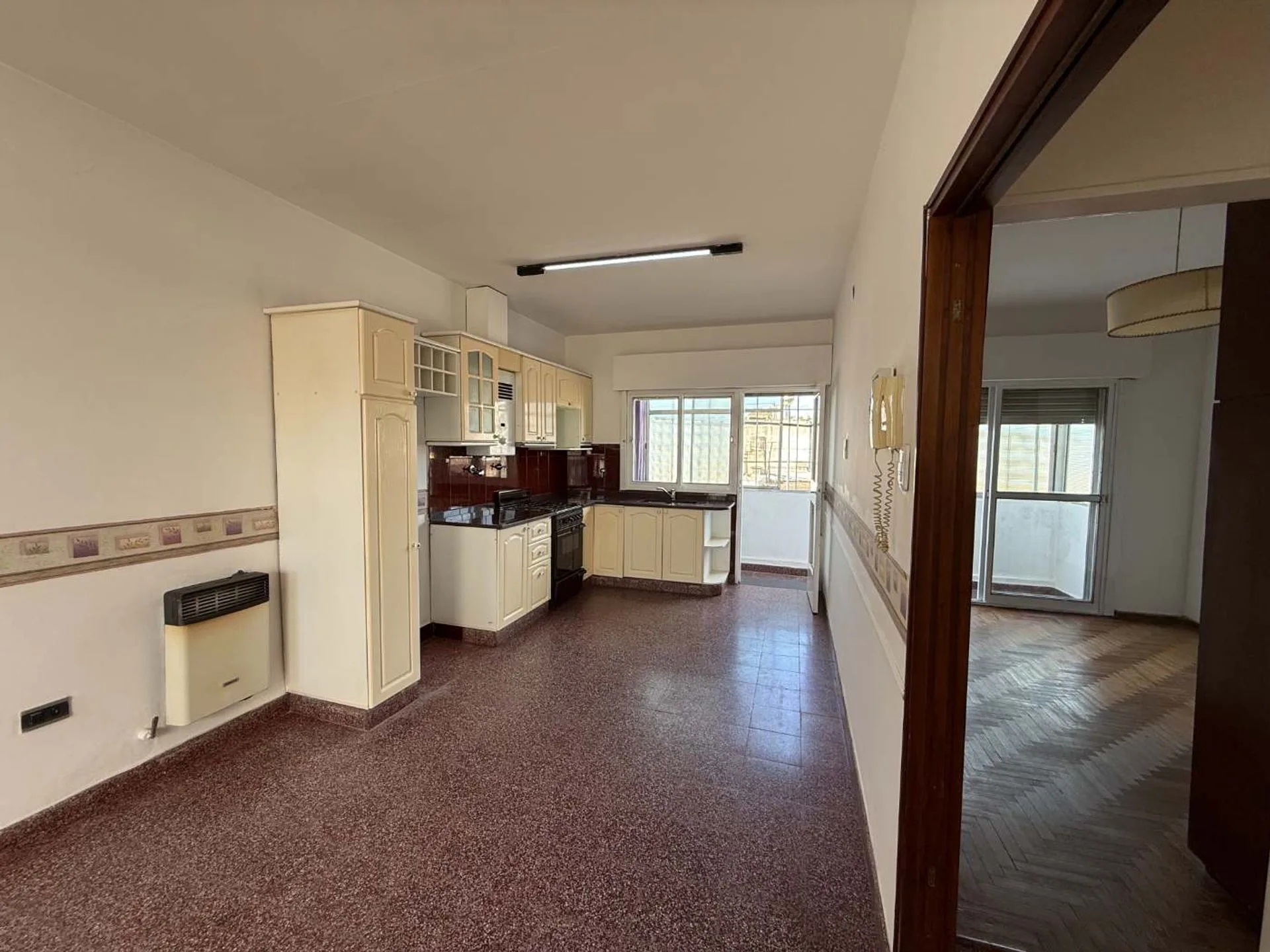 VENTA DEPARTAMENTO 3 DORMIS Y BALCON BARRIO CHINO foto 4