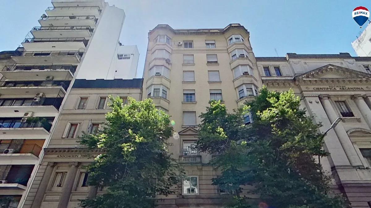 Recoleta - Venta Semipiso  4 ambientes al Frente foto 2