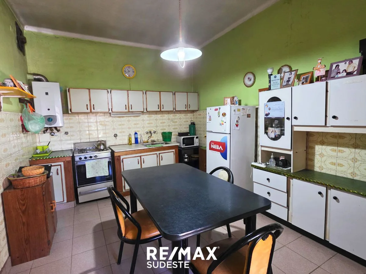 CASA EN VILLA MITRE. EXCELENTE UBICACION! foto 4