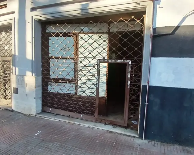 FLORESTA - Local en VENTA - A pasos Av. Juan B. Justo y próximo a Segurola y Centro Com. Avellaneda