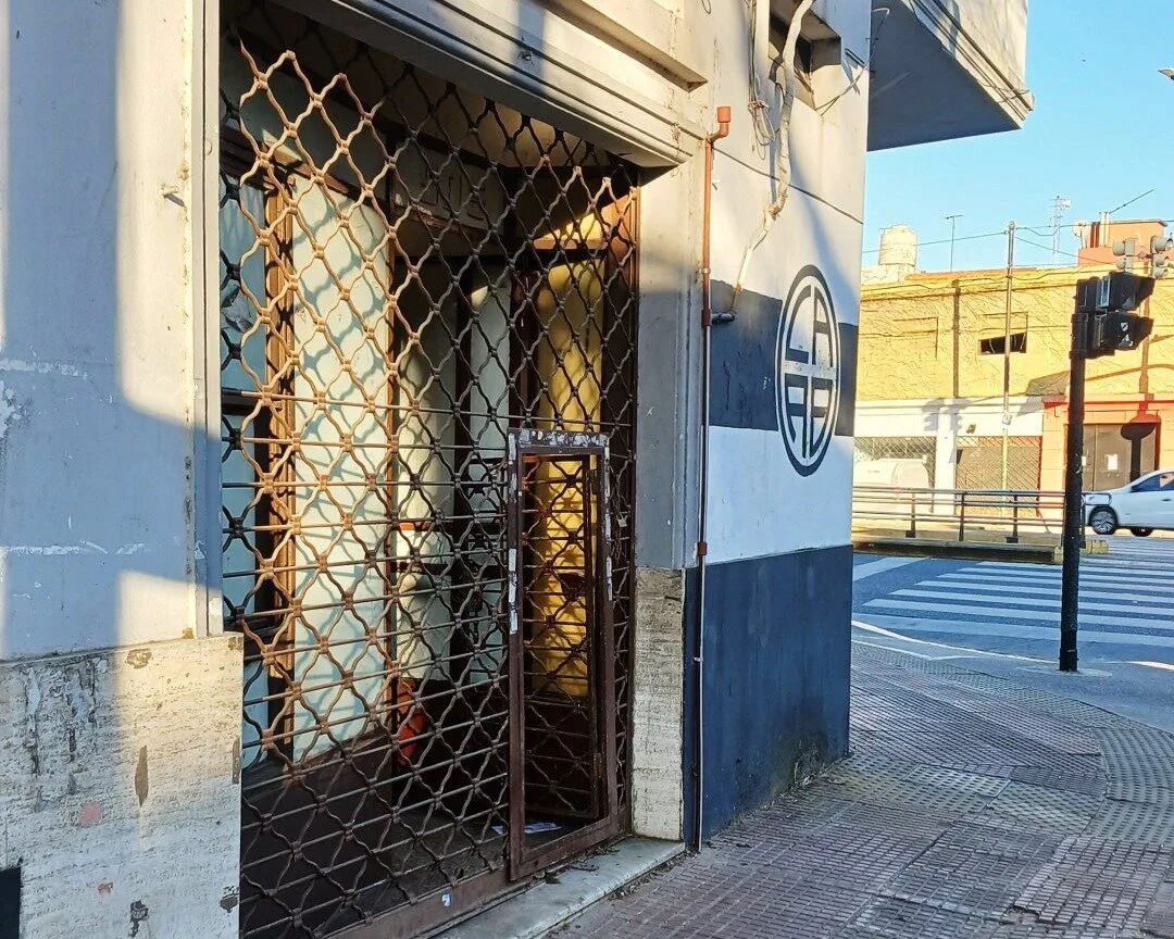 FLORESTA - Local en VENTA - A pasos Av. Juan B. Justo y próximo a Segurola y Centro Com. Avellaneda foto 4