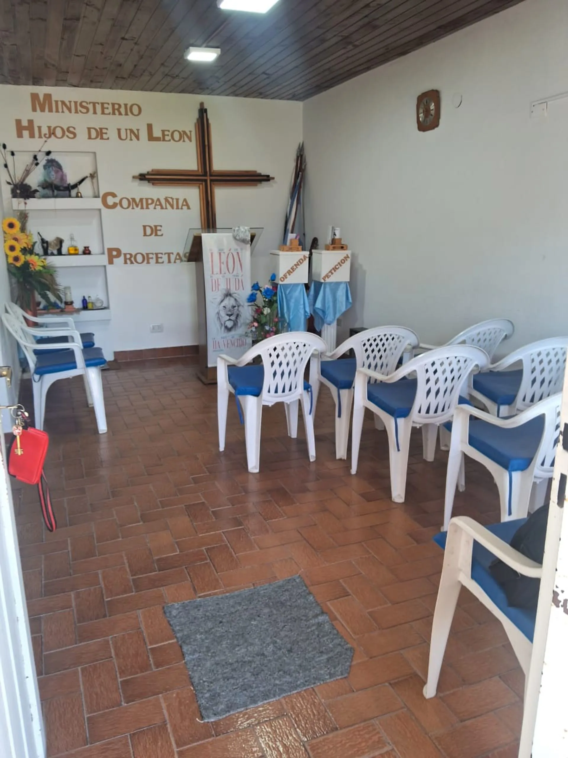 Venta amplio terreno con casa de 3 amb + depto. foto 3