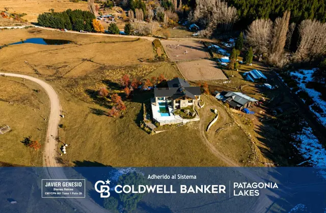 VENTA/CLUB HOUSE 950m² Terreno 3300m² Los Ñires San Martin de los Andes.