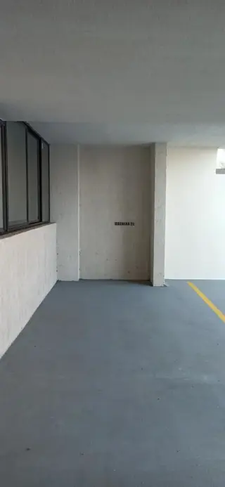 COCHERA CUBIERTA EN EDIFICIO EN LANUS O. LANUSITA foto 1