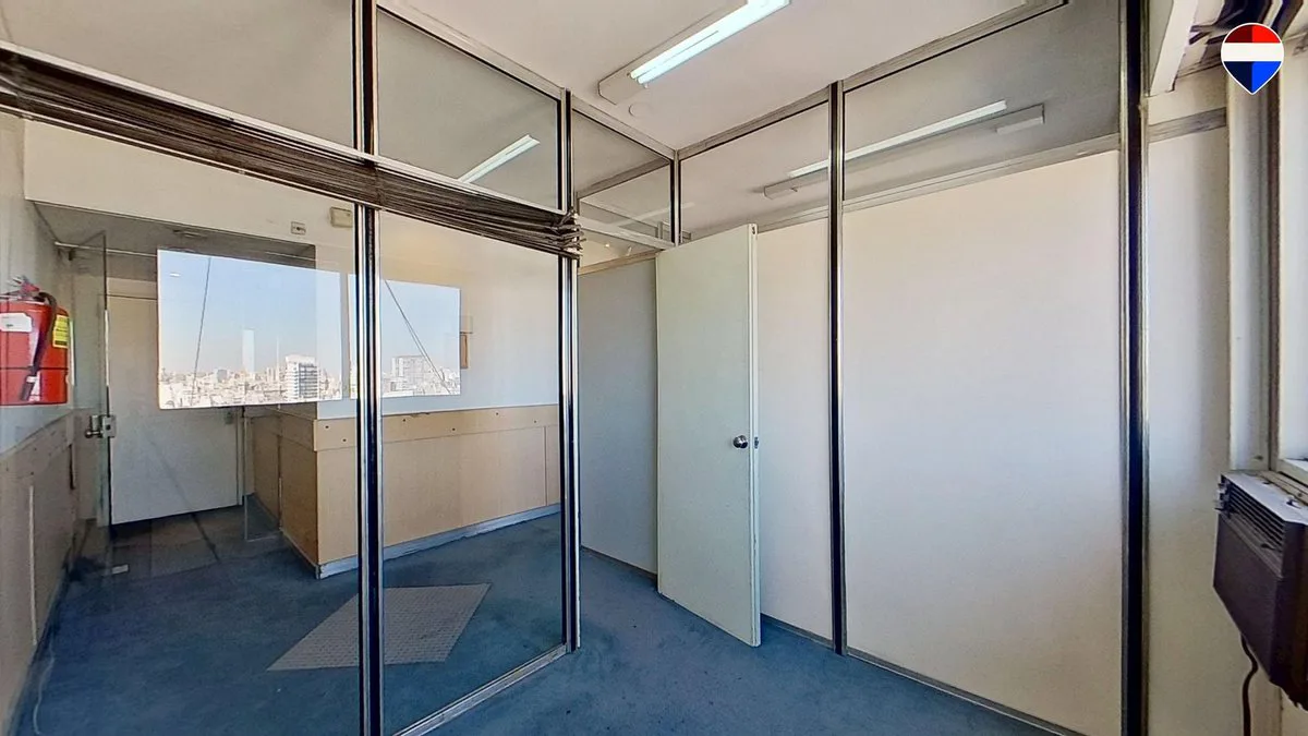 VENTA DPTO A REFACCIONAR APTO PROF PISO 18 COCHERA foto 3