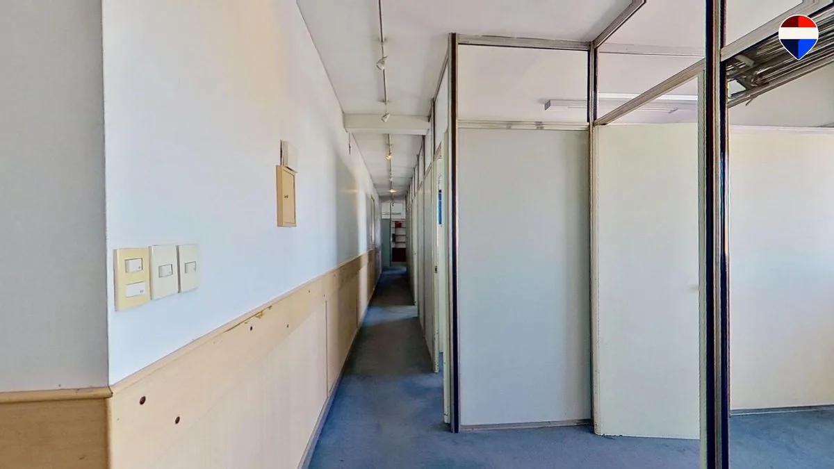 VENTA DPTO A REFACCIONAR APTO PROF PISO 18 COCHERA foto 4