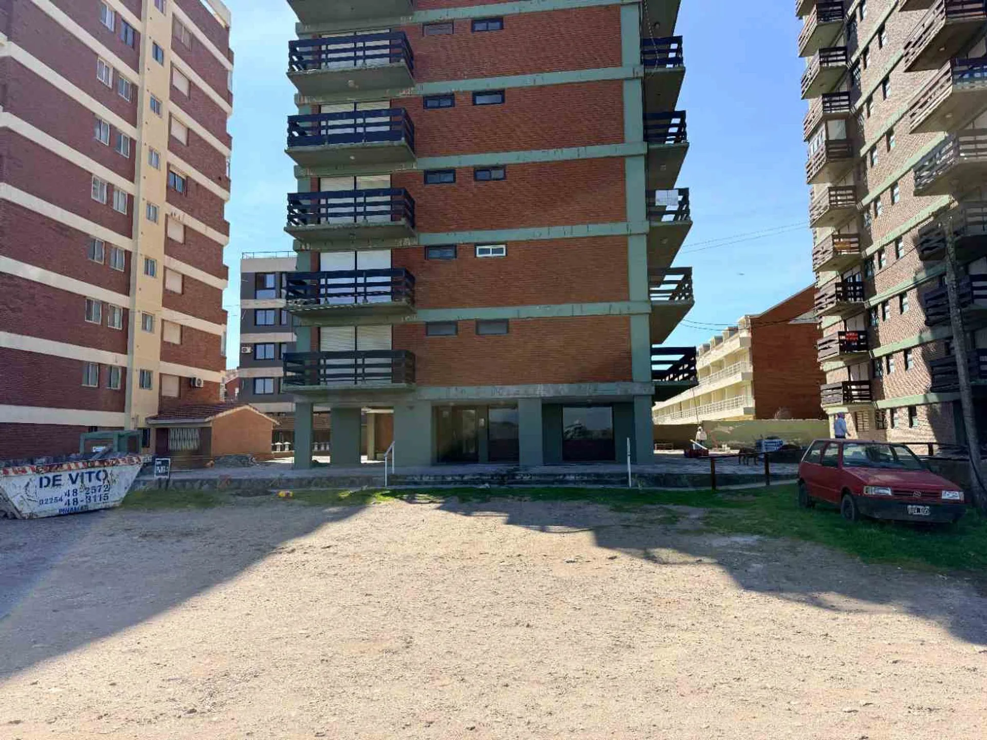 DEPARTAMENTO VENTA PINAMAR VISTA PARCIAL AL MAR