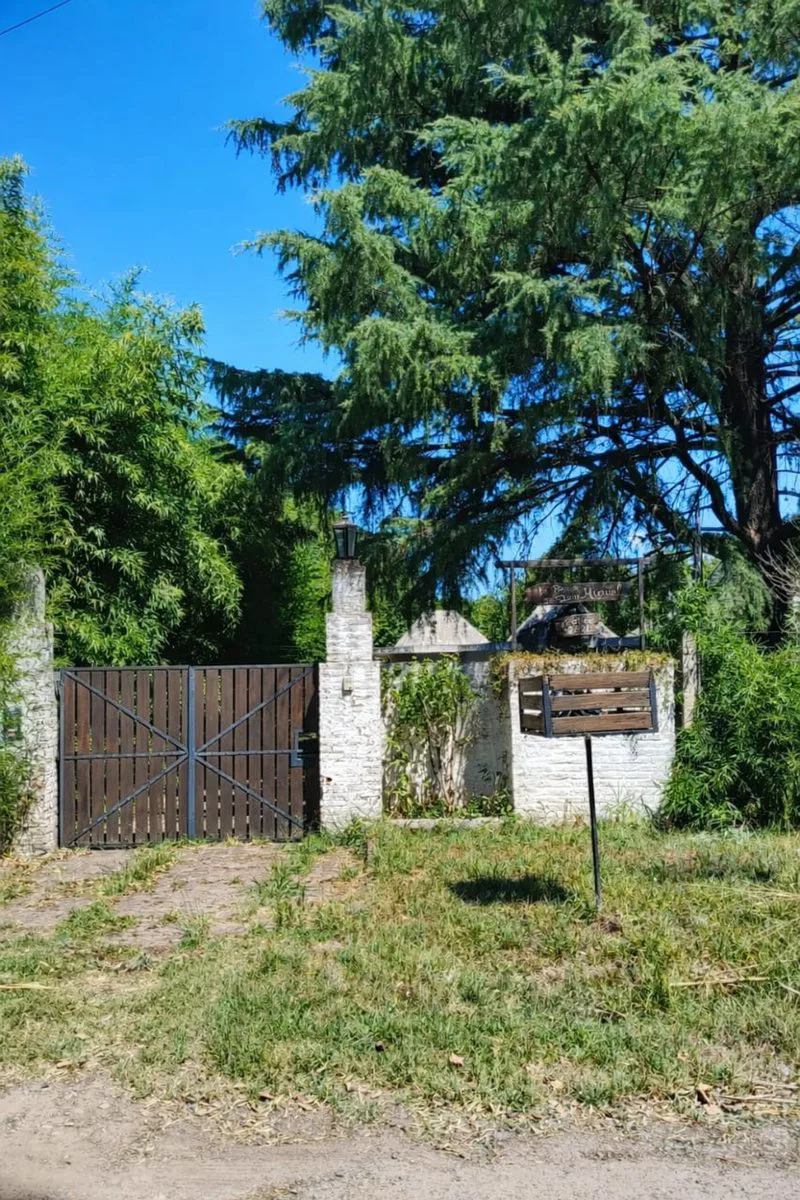 VENTA CASA, QUINTA PILETA. PARQUE DE 1362 M2 APTA foto 3