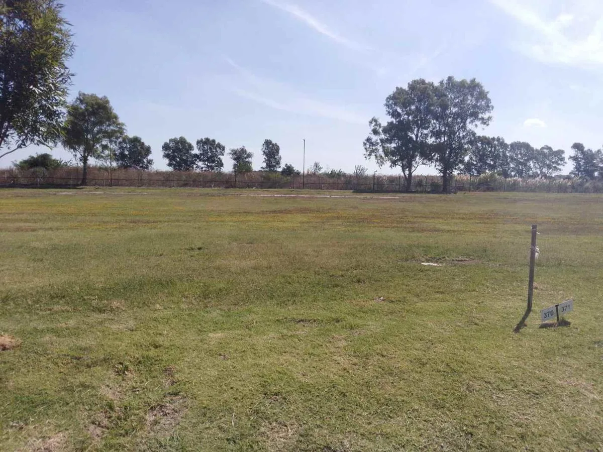 LOTE EN VENTA FINCAS DE SAN VICENTE foto 4