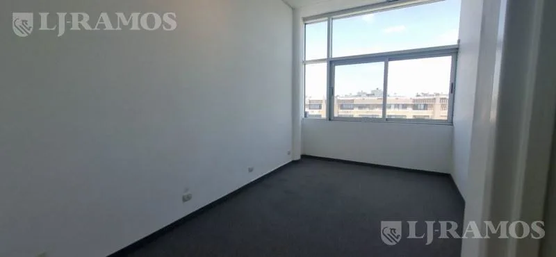 Oficina de 99 m2 cubiertos en alquiler en Vientos del Delta 2 - Nordelta foto 4