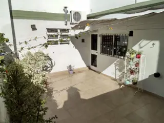Se Vende Impecable Depto. de 3 Ambientes mas patio en Florida Mitre Cerca Estacion y Av. Maipu foto 1
