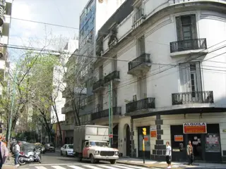 Oficina en Once Primer Piso al Frente foto 1