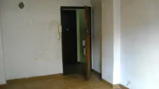 Oficina en Once Primer Piso al Frente foto 3