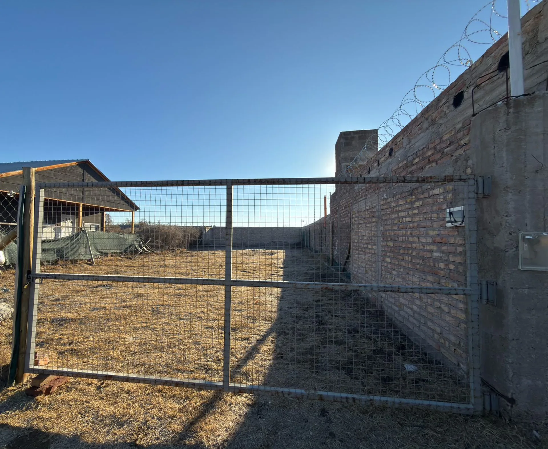 VENTA LOTE BARRIO PRIVADO GUAYMALLEN foto 3