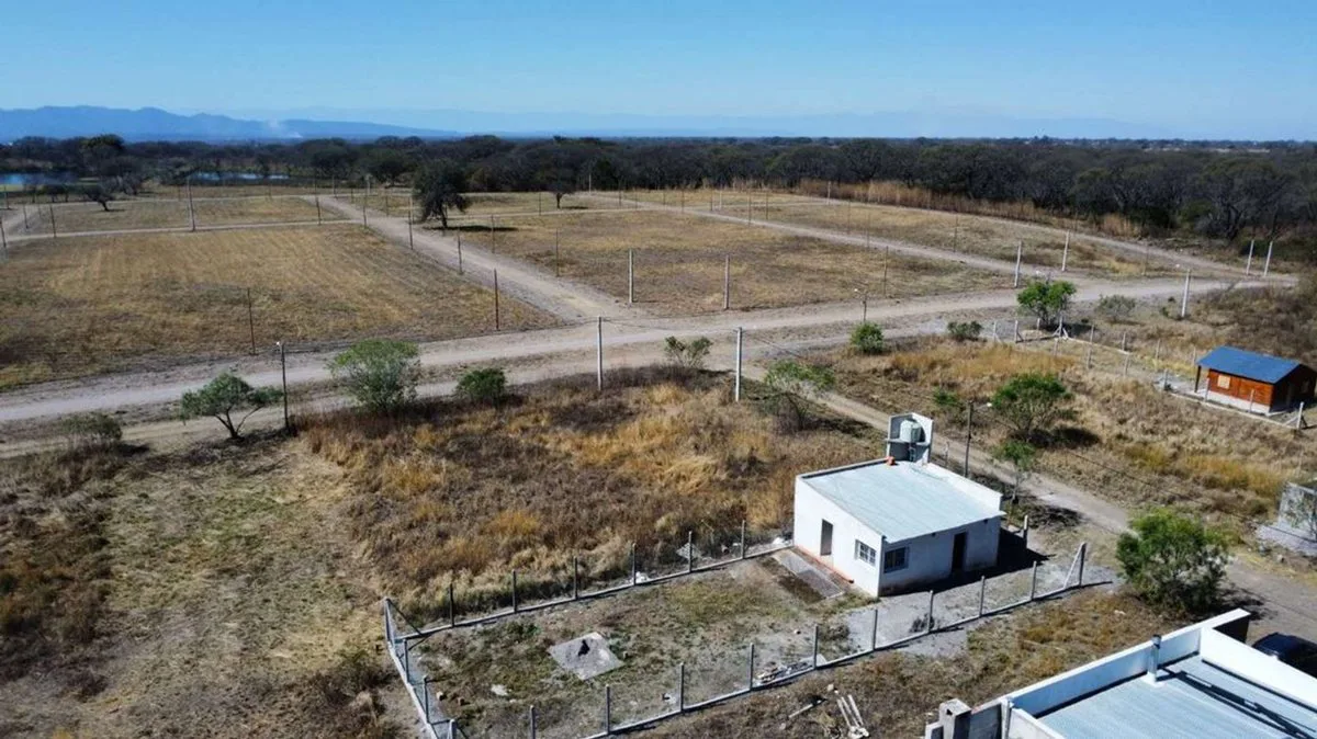 VENTA TERRENO 300m2 EN NUEVO ALISOS foto 4