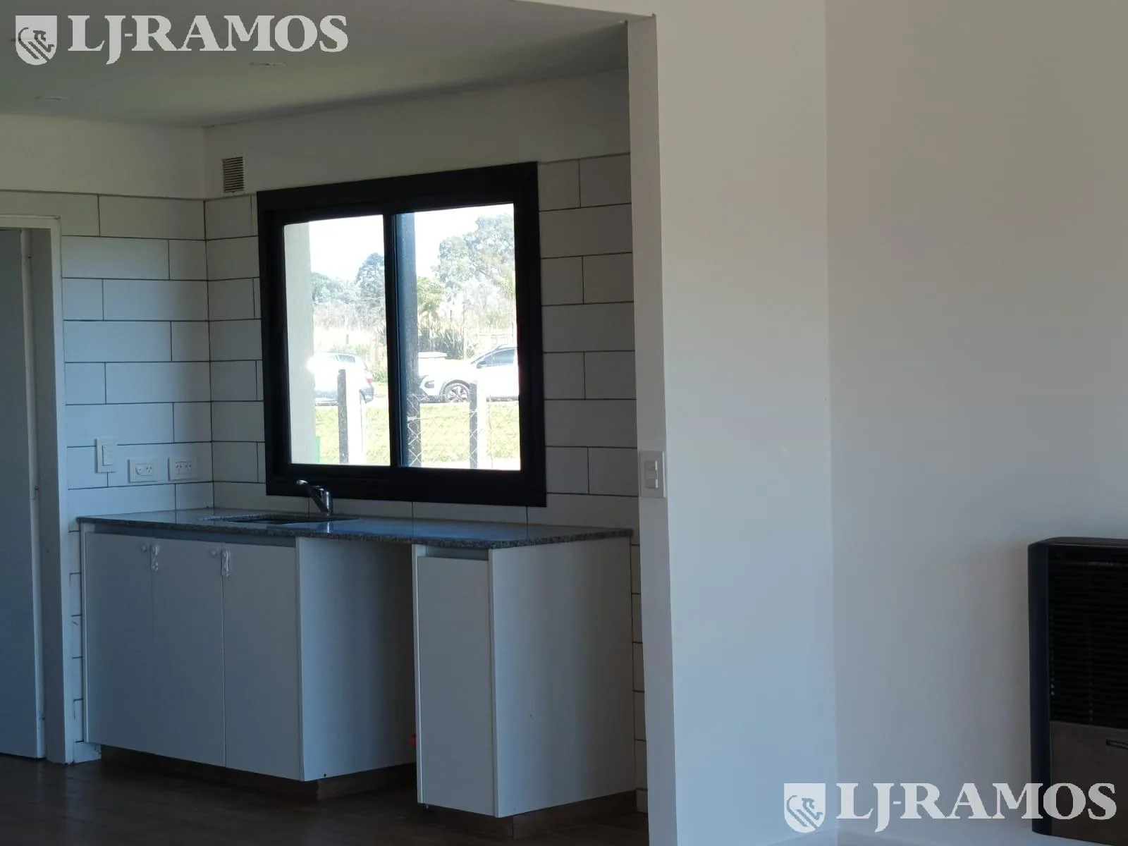 Casa en San Sebastián OPORTUNIDAD, venta con cesión de derechos, no crédito, MB foto 4